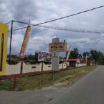 Pasang Banner dan Umbul – umbul Zona Integritas wujud semangat Polres Bengkayang