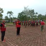 MELATIH PASUKAN PASKIBRAKA