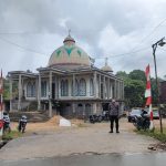 Lakukan Pam Sholat Jumat, Polsek Jagoi Babang Ciptakan Rasa Aman