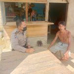 <em>Ciptakan Hubungan Harmonis Antara Masyarakat dan Polri Bhabinkamtibmas Sambangi masyarakat</em>