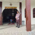 ANGGOTA POLSEK LUMAR GIAT PENGAMANAN IBADAH GEREJA