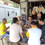 JUMAT CURHAT KAPOLSEK SUNGAI RAYA KEPULAUAN BERSAMA ANGGOTA DPRD KAB. BENGKAYANG DAN KEPALA DESA SUNGAI RAYA SERTA MASYARAKAT