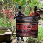 Polsek jagoi babang di sela sela patroli dan sambang sosialisasi tentang kebakaran hutan dan lahan