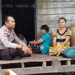 <em>Sambangi Warga, Bhabinkamtibmas Himbau Bijak Bermedia Sosial</em>