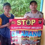 <em>Antisipasi Karhutla, Bhabinkamtibmas Gencar Laksanakan Himbauan dan Sosialisasi</em>