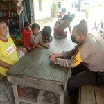 <em>Bhabinkamtibmas Sambangi seluruh lapisan masyarakat untuk mewujudkan keamanan dan Ketertiban</em>
