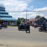 Giat Rutin Polsek Bengkayang Laksanakan  Pengaturan Dan Pengamanan Sholat Jum’at