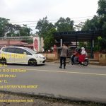 Personil Polsek Bengkayang Laksanakan Strong Point Gina Cegah Kemacetan